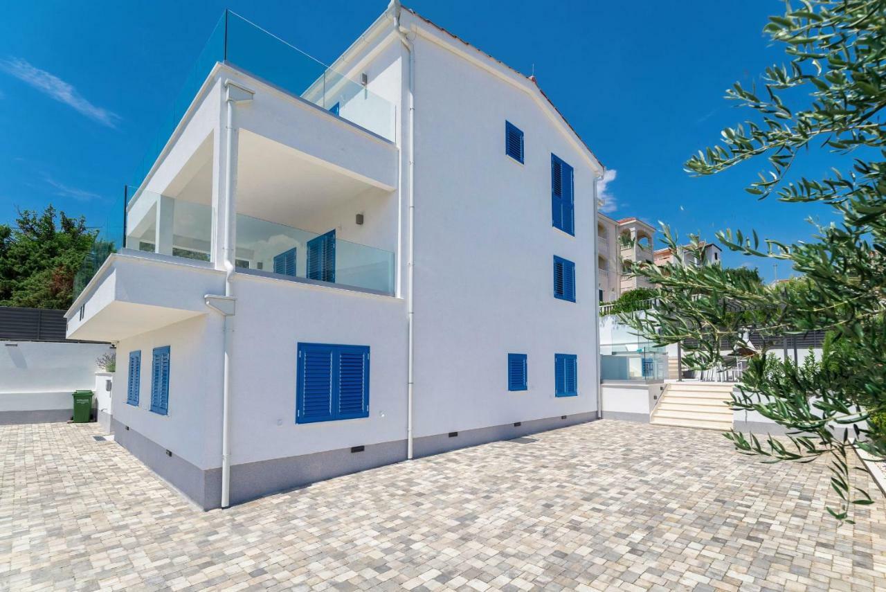 Villa Miholina - With Heated Swimming Pool تروغير المظهر الخارجي الصورة